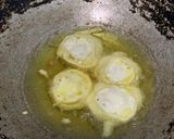 Foto langkah ke 4 dari resep Biskuit Goreng.