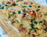 Foto del paso 8 de la receta: Banda de hojaldre con vieiras y bechamel de gambón