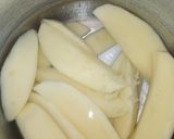 A picture of step 1 of Masala Potatoes.