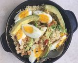 A picture of step 3 of Couscous egg and avocado salad.