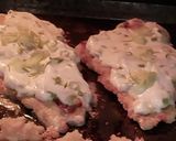 Foto del paso 3 de la receta: Filet de pescado(pescadilla) empanado al horno con lacto emulsión de verdeo