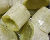 A picture of step 2 of Stuffed snake gourd.