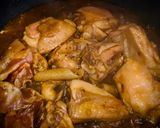 Hình bước làm 2 của món Gà Kho Thơm