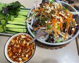 Hình bước làm 5 của món Cá hấp cuốn bánh tráng (Cải thảo tím)