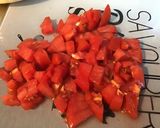 Une image de l'étape 2 de Salade de pâtes aux tomates,laitue tricolore et fleurs de ciboulette (sauce au melfor).