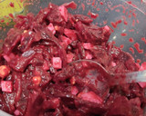 Foto del paso 2 de la receta: Ensalada de remolacha y huevo