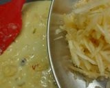 A picture of step 5 of Apple mawa rabdi.