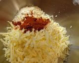 A picture of step 2 of Tuna flan.