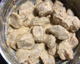 A picture of step 2 of Soya Matar / Soya Green Peas Curry.