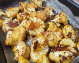 Foto del paso 2 de la receta: Coliflor especiada al horno con Lubina a la naranja