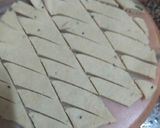 A picture of step 2 of Wheat flour namkeen namak paare.