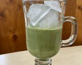 Foto langkah ke 2 dari resep Matcha Float.