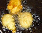A picture of step 4 of Stuffed kosai (akara).