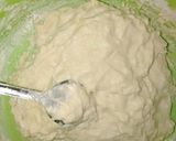 Foto langkah ke 5 dari resep Roti goreng isi kelapa.