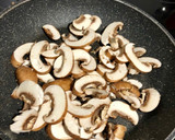 Foto del paso 3 de la receta: Bocadillo de lomo adobado picantito