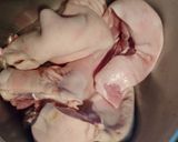 Hình bước làm 1 của món Tré miền trung