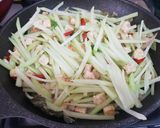 Foto langkah ke 5 dari resep Tumis labu siam tempe.