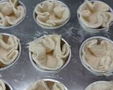 Foto langkah ke 1 dari resep Muffin Roti Tawar.