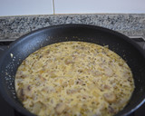 Foto del paso 3 de la receta: Pollo con crema de setas