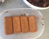 A picture of step 3 of Simple Easter snack.