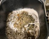 Foto del paso 3 de la receta: Pan de tomate seco, de aceitunas negras y pipas de calabaza