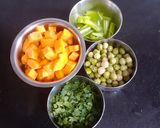 A picture of step 1 of Carrot pulao.