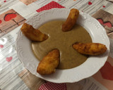 Foto del paso 7 de la receta: Crema de lentejas con croquetas de puré de patatas y pollo