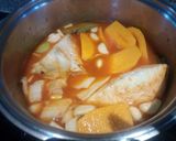 Foto del paso 3 de la receta: Guiso de garbanzos con calabaza