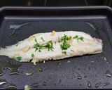 Foto del paso 1 de la receta Lenguado a la plancha con patatas cocidas