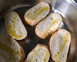 Pas rețetă Crostini cu pere, brânza Brie, cimbru și balsamico 1 fotografie