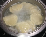 Foto del paso 5 de la receta: Raviolis de pera con salsa de nueces