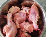 A picture of step 1 of Gravy Chicken.