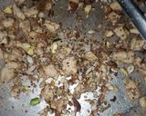 A picture of step 6 of Maggi soup with roasted nuts and chicken 😋😋😋😋.