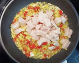 Foto del paso 6 de la receta: Tortilla de Merluza con Piquillos