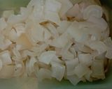 Foto langkah ke 1 dari resep Oseng Kikil Cabe Ijo.
