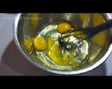 Foto langkah ke 4 dari resep Bolu sarang semut tanpa oven mudah banget.