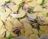 Foto del paso 1 de la receta: Abadejo marinado con gulas picantes y patatas con bacon