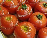 Tonhalas, sajtos rizzsel töltött paradicsom recept fázis 7 fotója