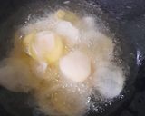 A picture of step 5 of Instant Potato Chips.