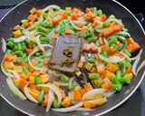 Foto langkah ke 5 dari resep Hamburg Patty Saus Curry Kari Jepang ala Tintin.