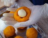 A picture of step 7 of Cream Cheese Filled Sweet Pumpkin Cakes.