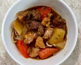 A picture of step 11 of Chinese-Style Braised Beef Tendon and Shank Stew (柱侯蘿蔔炆牛筋腩).