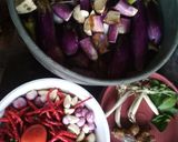Foto langkah ke 1 dari resep Balado Terong.