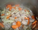 Foto del paso 1 de la receta: Estofado de cerdo