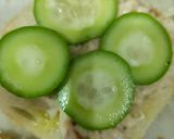 A picture of step 3 of Veg mayo sandwich.