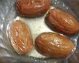 A picture of step 1 of Sheer Khurma.