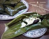 Foto langkah ke 6 dari resep Pepes Teri Tahu Kuning.