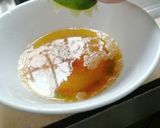 Foto del paso 3 de la receta: Pescado mahi mahi en salsa de mantequilla noisette y limón