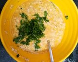 A picture of step 2 of Oats chilla.