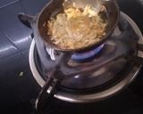 A picture of step 9 of Lasuni Dal Palak Khichdi.